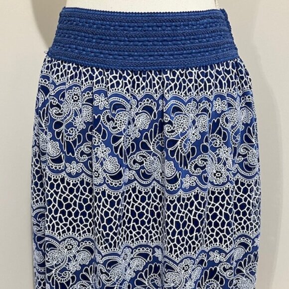 Me 2 Magic Blue & White Floral Midi A-Line Skirt Women's Size M - Picture 2 of 6